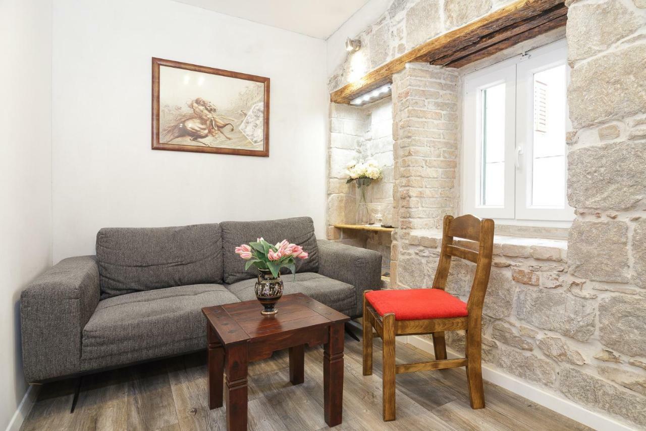 Stone Apartman Varos สปลิท ภายนอก รูปภาพ